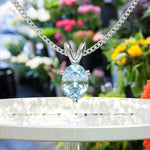 Load image into Gallery viewer, Graceful Waters: Classic Solitaire Oval Aquamarine Pendant Necklace