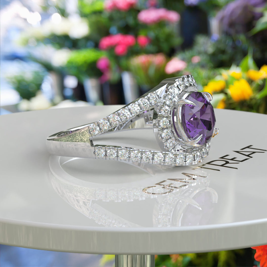 Purple Majesty: Silver Halo Ring Featuring a Brilliant 1ct Round Amethyst Centerpiece