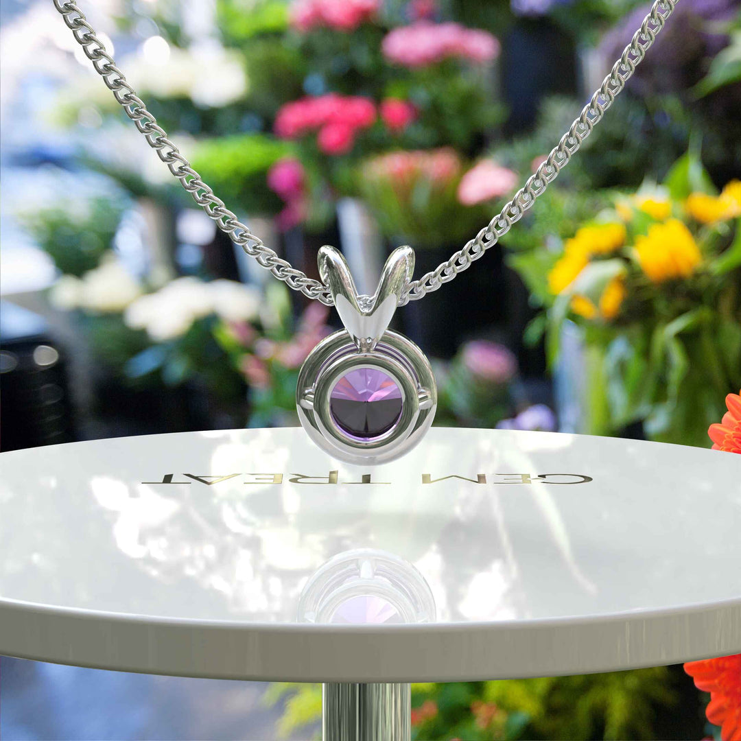 Timeless Elegance: Round Amethyst Solitaire Pendant Necklace in Classic Style