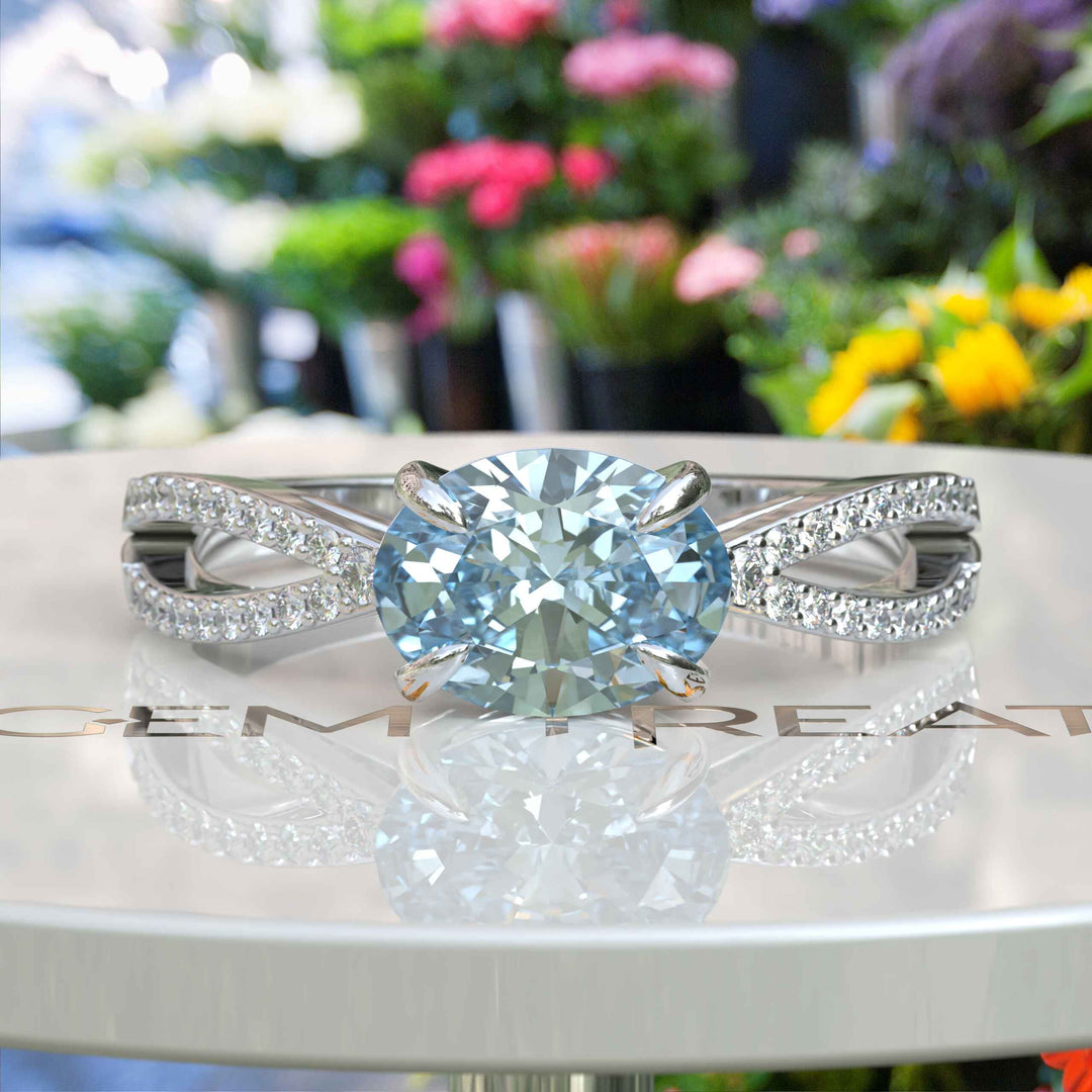 Crystal Clear Love: Lustrous Silver Ring with 1ct Oval Aquamarine and Dazzling Moissanites Split Shank Details