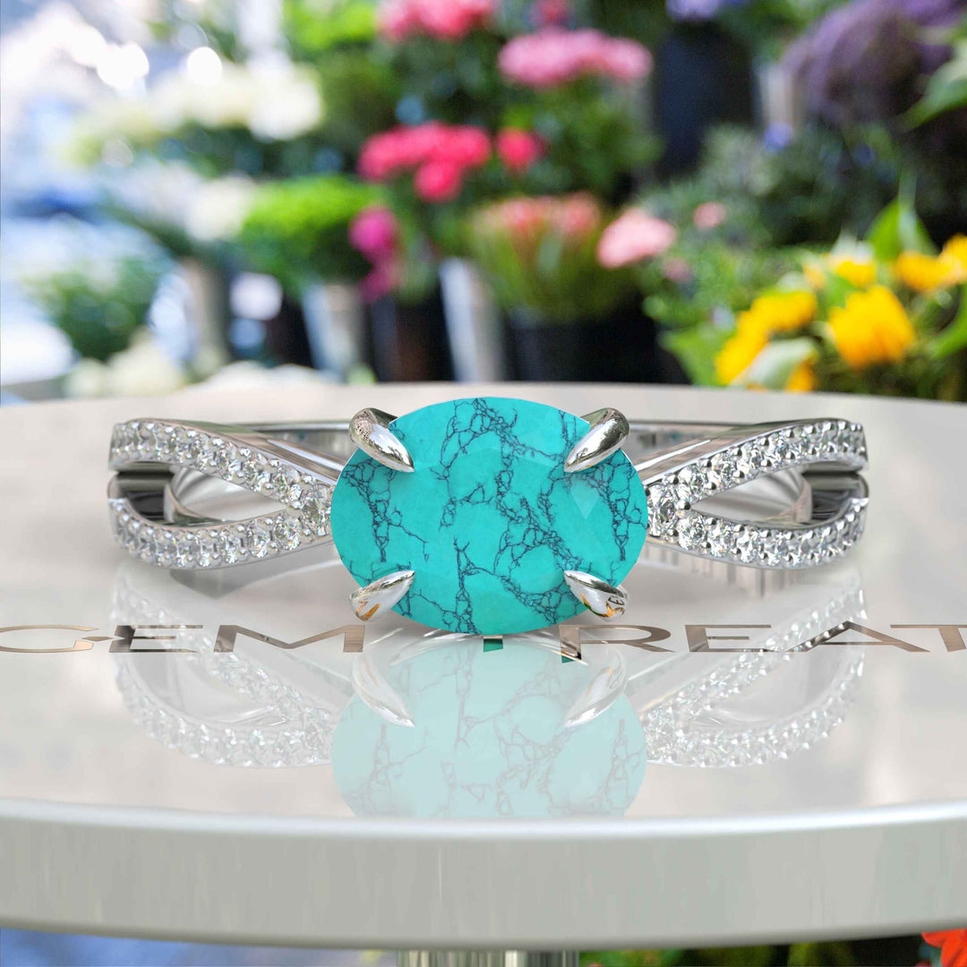 Azure Skies Captured: Radiant Oval Turquoise Ring Exuding Natural Beauty