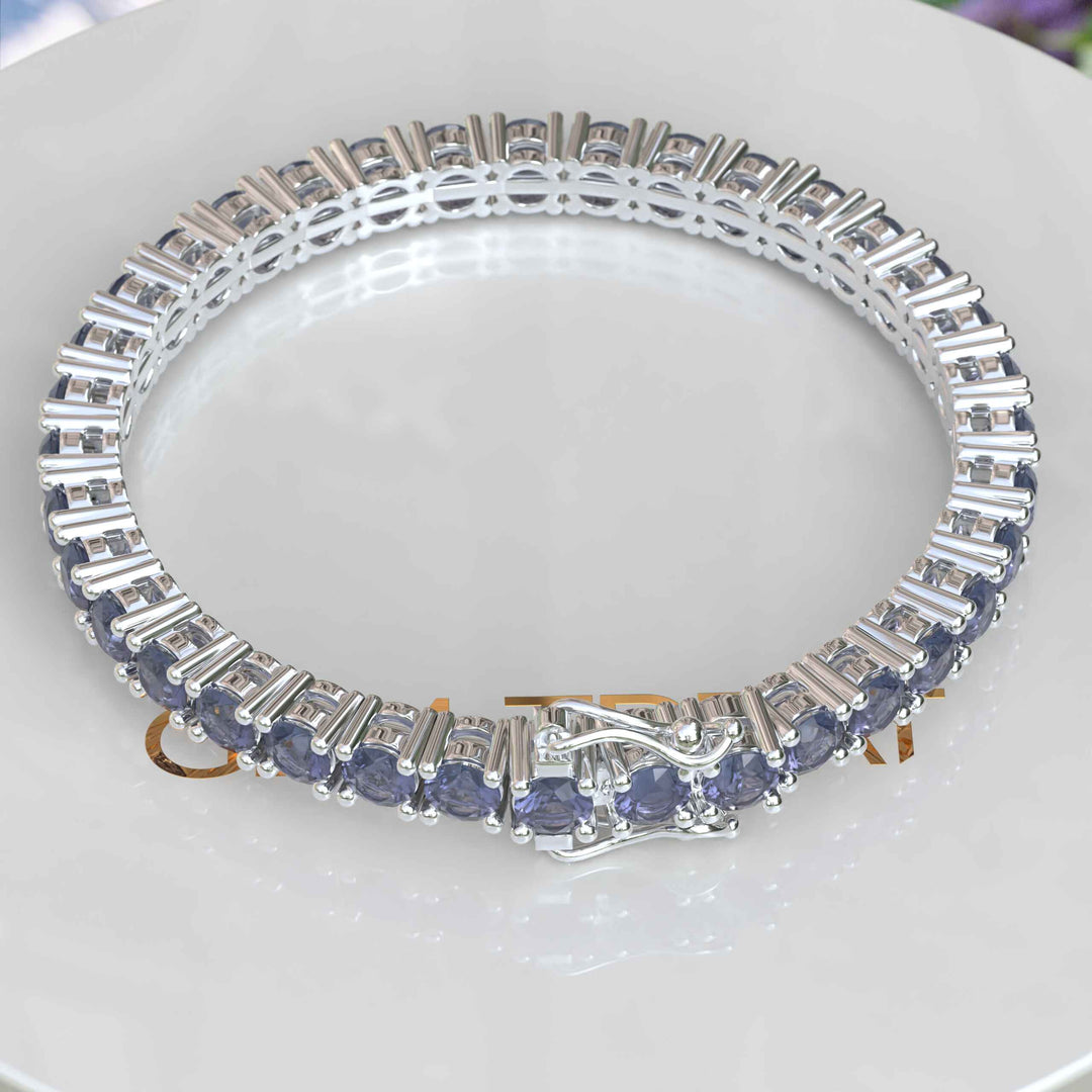 Glimmering Array: 16.0ct 5.0mm Round Alexandrite Tennis Bracelet Extravagance