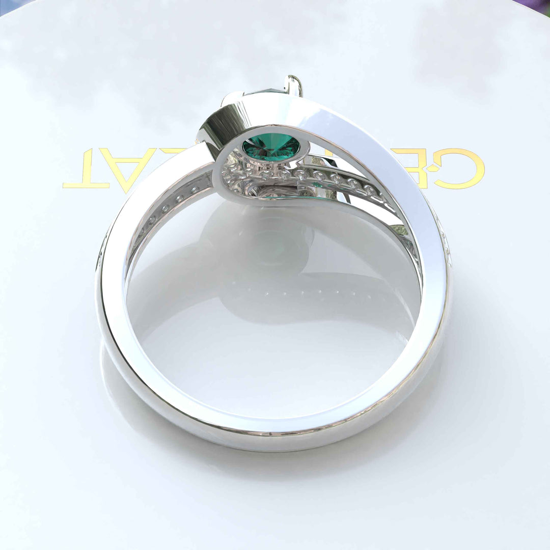 Verdant Elegance: Round Green Emerald Halo Ring