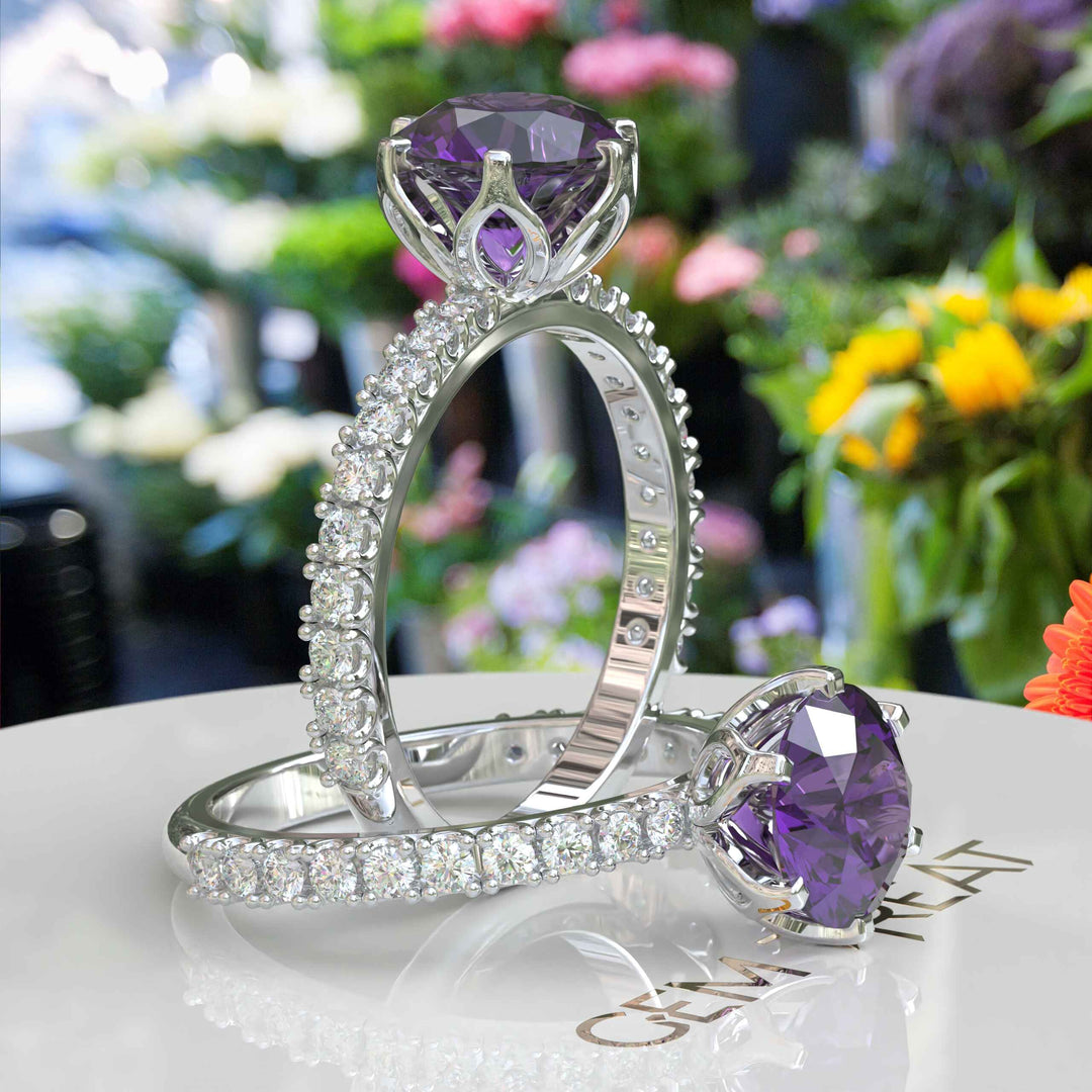 Timeless Classic Round Amethyst Ring in Elegant Setting