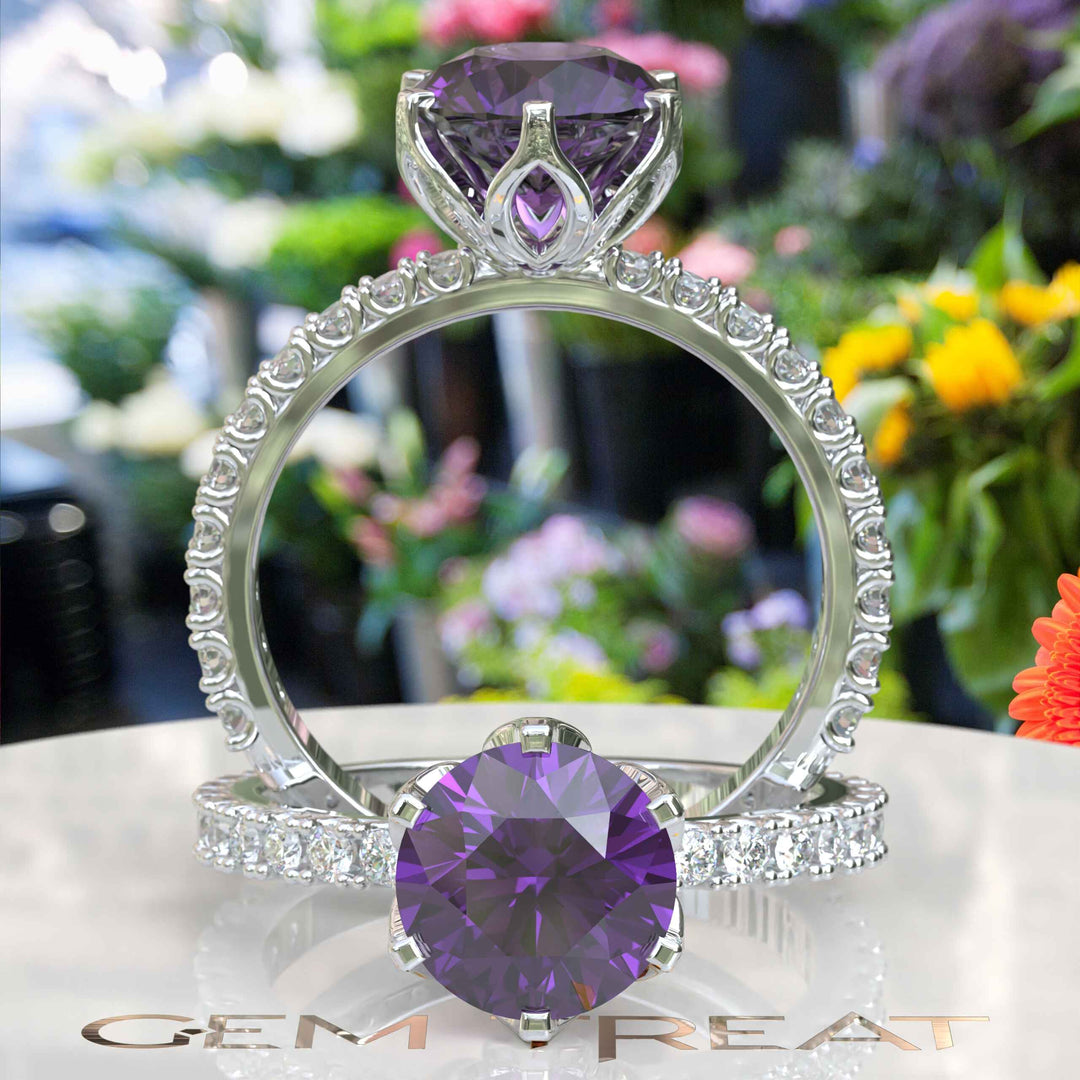 Timeless Classic Round Amethyst Ring in Elegant Setting