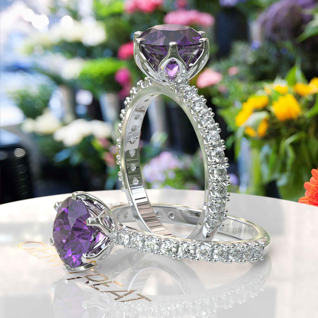 Timeless Classic Round Amethyst Ring in Elegant Setting